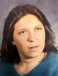 Lea Rollins's Instagram, Twitter & Facebook