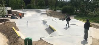 The municipality comprises the towns of mazenzele and opwijk proper. Opwijk Vulcano Skateparks
