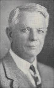 Harry Benedict's Instagram, Twitter & Facebook