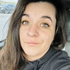 Tammy Snell's Instagram, Twitter & Facebook