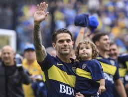 El ciclo de fernando gago con boca llegó a su final y después de un acuerdo entre las partes, el #graciasfernando | gago rescindió su contrato de común acuerdo con boca juniors y le puso punto. Boca Juniors Y Mediocampista Fernando Gago Separan Sus Caminos Posta