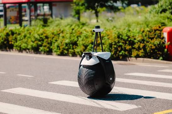 Estonian Startup Unveils Autonomous Self-Balancing Monowheel Security Robot