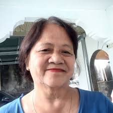 내 이름은 마리아 엘리사, 그리고 하나님 감사합니다, 오늘로 100살입니다. 제 주변에 가족이 없어서 소원 보내주신 모든 분들께  감사드립니다. 신이 당신과 함께 있기를.