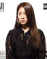 Neither soyou's representatives nor starship entertainment have confirmed jtbc's report yet. Soyou Wikipedia