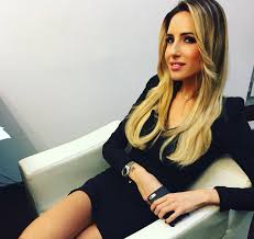 Se ci fosse la coppa per il mondiale delle televisioni, mediaset dovrebbe farla alzare a lei. La Giornalista Piu Bella Dei Mondiali Si Confessa Giorgia Rossi Rivela Io Diversa Da Diletta Leotta Con Pjanic Solo Amici