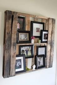 We have compiled some interesting photo frame ideas for kids. 40 Stylish Ways Of Displaying Your Family Photos