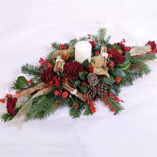 Maybe you would like to learn more about one of these? Diy Wedding Centerpieces Creative 8990577417 Warm And Beautiful Help For Christmas Centerpieces Diy Christmas Candle Decorations Christmas Flower Arrangements