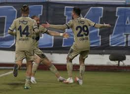 Haftasında deplasmanda erzurumspor ile karşı karşıya gelecek. Bb Erzurumspor Fenerbahce Macinin Yazar Yorumlari Futbol Haberleri