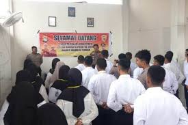 Check spelling or type a new query. Terbaru Pendaftaran Rekrutmen Bintara Polri Bagi Lulusan Sma Diundur Halaman All Kompas Com