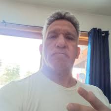 Oscar wants to know if you think he's cute??????🥰