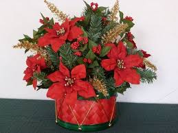 Christmas Centerpiece W Poinsettias Berries Gold Floral In Toy Drum Basket Christmas Centerpieces Diy Christmas Flower Arrangements Christmas Centerpieces