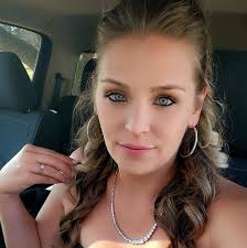 Only kitten balloon and 2× kitten's foot balloon is available