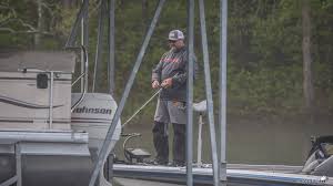 Learn about boat docking, mooring and anchoring procedures. 7 Things You Do Wrong When Dock Fishing Major League Fishing