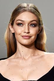 20 Reasons Why You Should Dye Your Hair Honey Blonde Honey Blonde Hair Gigi Hadid Hair Blonde Hair Colour Shades