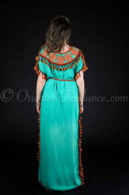 Robe Kabyle Maison 2019 En 2020 Robes De Maison Kabyles Idees De Mode Idees Vestimentaires