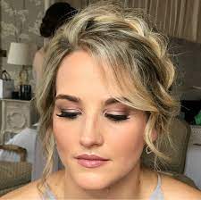 49 Likes 2 Comments Melanie Herriot Mhm Styling On Instagram Perfect Hair Colour For A Chunky Bra Perfect Hair Color Braided Hairstyles Boho Hairstyles