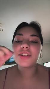 Disfruta con Coca-Cola y Samira: ¡Momentos Únicos!