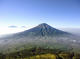 2 gunung yang sering digambar anak sd ternyata benar benar ada jadiberita com. 2 Gunung Yang Sering Digambar Anak Sd Ternyata Benar Benar Ada Jadiberita Com