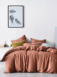Jolie Couleur Terracotta Tout Notre Linge De Lit Est A Decouvrir Sur 31m2 Chambre A Coucher Chaleureuse Couleur Terracotta Idee Decoration Chambre