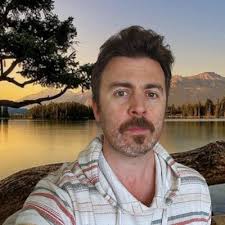 Taye Smith (@TayeBojangles)