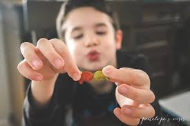 Sometimes It's Ok For Kids To Play With Their Food » Penelope Guzman New  York Freelance Writer and Photographer