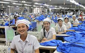Bình Dương: Hỗ trợ cho người lao động dịp Tết 2023 | VTV.VN