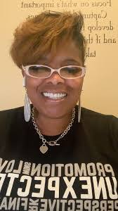 Shanda Tucker's Instagram, Twitter & Facebook