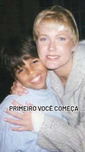 Cacau Mendes é dançarino e coreógrafo, octacampeão mundial consecutivo,  referência no cenário da dança. Com uma trajetória internacional marcante,  já viajou por 32 países, levando sua arte para palcos ...