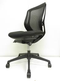 シルフィー オカムラ Okamura オフィスチェア 椅子 の通販 中古格安オフィス家具通販ならオフィスバスターズ