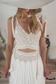 Außerdem finden sie weitere informationen, wie sie zum beispiel ihr brautkleid nach dem tragen aufbewahren können. Inbar Freiman Bridal Kurvige Hochzeitskleider Brautkleid Designer Bilder Von Kleidern