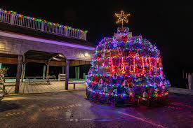 Maybe you would like to learn more about one of these? Christmas In Edgartown 2020 Style The Martha S Vineyard Times
