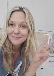 Who can recommend a vegan female chef for a women's retreat in Flagstaff,  Arizona?