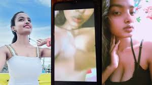Beautiful Indian Slim Girl Fully Nude Showing Playing With Boobies - EPORNER