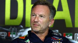 Conheça o novo tênis da Dior que será tendência na nova estação