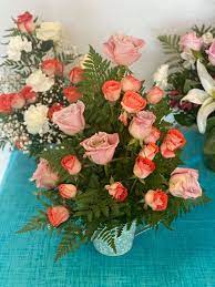 The courteous staff at allison's floral & gift shop to assist you with ordering flowers after a friend or loved one pass. Anita S Cakes Flowers Home Facebook