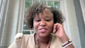 UVA Club of Seattle: Personal Finance with Dot Kelly (DAR '92, PAR '19)