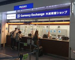 外貨両替レート20店舗比較 手数料がお得なおすすめは銀行 大黒屋 究極の海外旅行保険付きクレジットカード