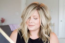 Extra Volumized Easy Curls