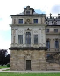 Die küche verfügt über einen geschirrspüler. Palais Im Grossen Garten Dresden Dresden House Styles Garten