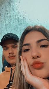 Ah oq dizer sobre esses 3 anos juntos meu amor., O destino sempre tem algo  preparado pra gente não é mesmo bb? Estávamos no mesmo casamento e não nós  conhecemos mas tinha algo para nós dois, no ano ...