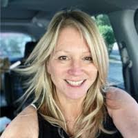 Terri Speer's Instagram, Twitter & Facebook