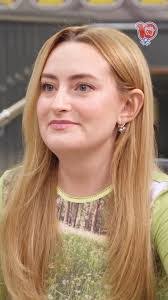 Annabelle Kent's Instagram, Twitter & Facebook