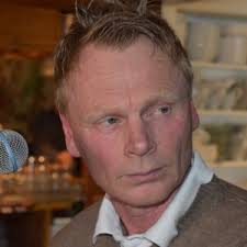 GIF FIKK KICK PÅ KICK-OFF !!