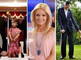 Nu pot să mă uit în sus pentru că e foarte înalt, a spus micuţa jyoti la vederea lui sultan. Cea Mai Mica Femeie Si Cel Mai Inalt Barbat Din Lume Stau Fata In Fata In Platoul Emisiunii Acces Direct In Aceasta Dupa Amiaza Adpm