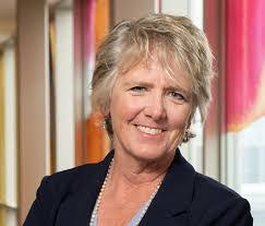 Cesarina Pena's Instagram, Twitter & Facebook