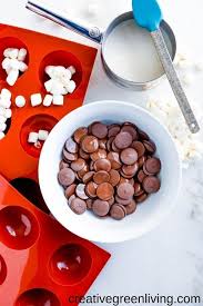 How To Make Diy Hot Cocoa Bombs With Marshmallows Recipe Diy Hot Chocolate Diy Hot Cocoa Chocolate Bomb