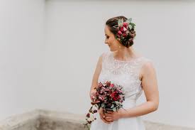 Check spelling or type a new query. Brautkleider Hochzeitsmode Aus Karnten