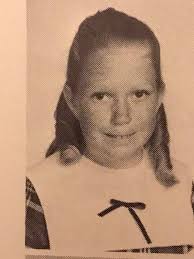 I am in grade 5 and it's 1978. This is one of my favourtie books. My body  is changing and so Margaret's. I am like Margaret.