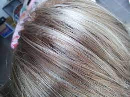 Frosty Blonde With Lowlights Platinum Blonde Highlights For Gray Hair Hd Gray Hair Highlights Light Hair Color Transition To Gray Hair