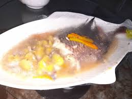 Mchuzi wa samaki is a swahili dish consisting of fish that is cooked in a combination of onions, oil, garlic, curry powder, tomatoes, water, and lemon juice. Sadaka Umeshakula Ndizi Bukoba Kwa Samaki Zilizopikwa Na Nazi Wewe Leo Nafaidi Hii Kwa Hisani Kubwa Ya Simba Nazi Tujiandae Kwa Mwezi Wa Ramadhani Upishi Wa Futari Na Simba Nazi Jikonikumenoganasimbanazi Facebook